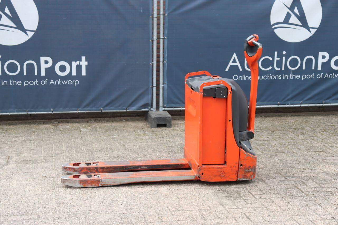Pallet truck Linde T18 Electric 1800kg