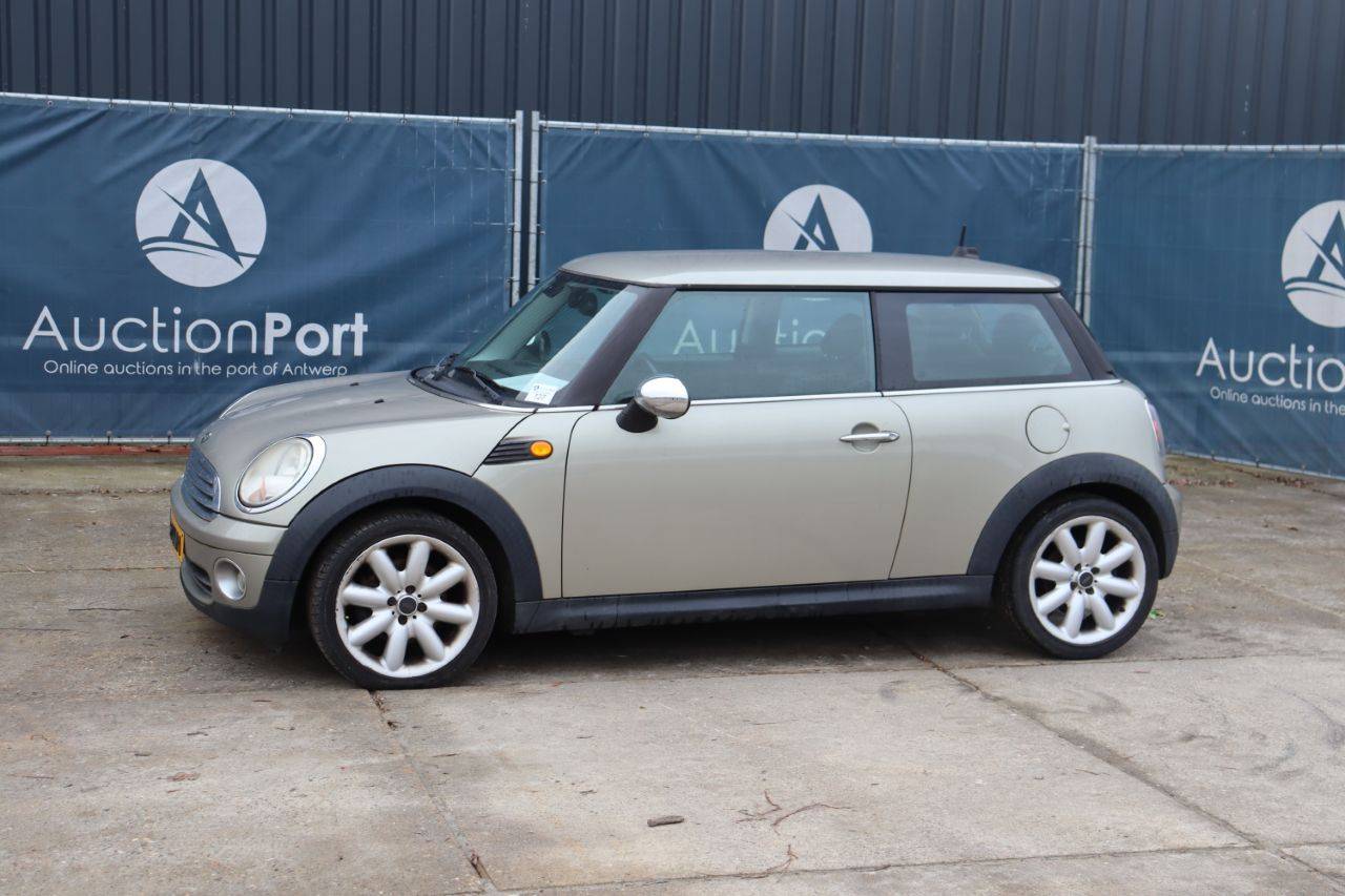 MINI MINI COOPER Benzine 120pk 2008 (Marge)