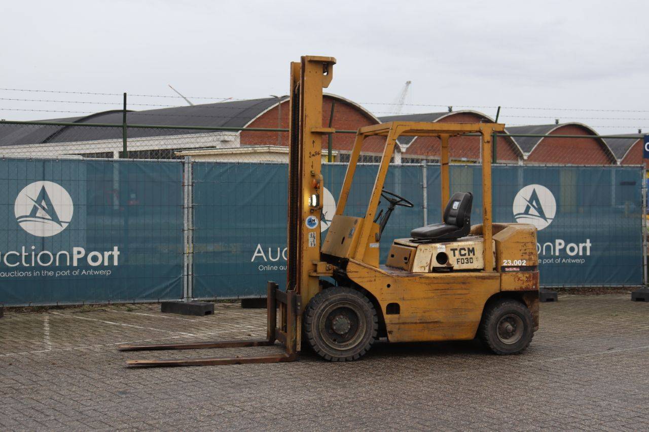 Forklift TCM FD30Z5 Diesel 2300kg