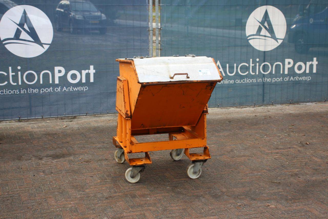 Container