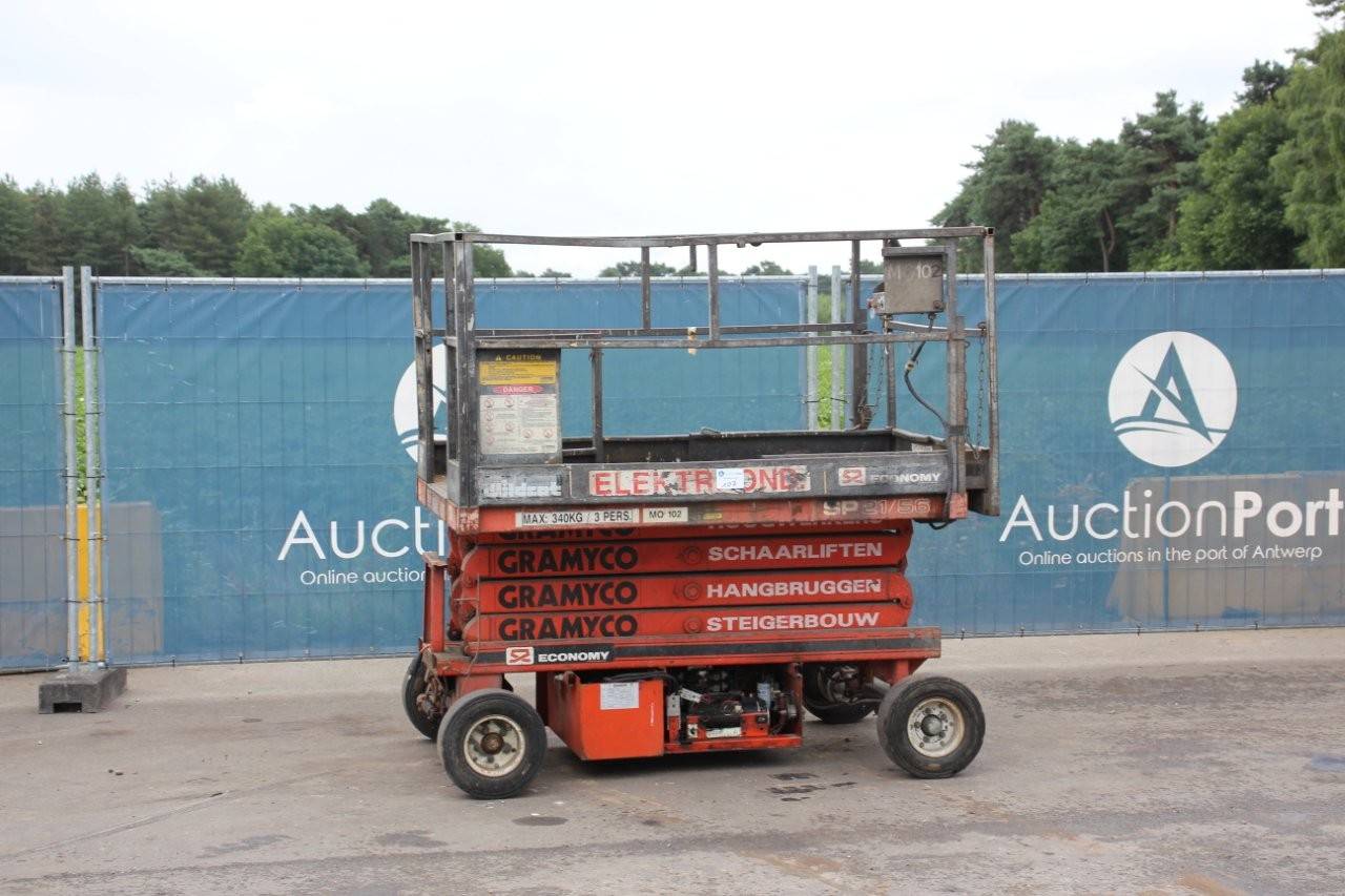 Scissor lift Gramyco SP2156 Electric 1989