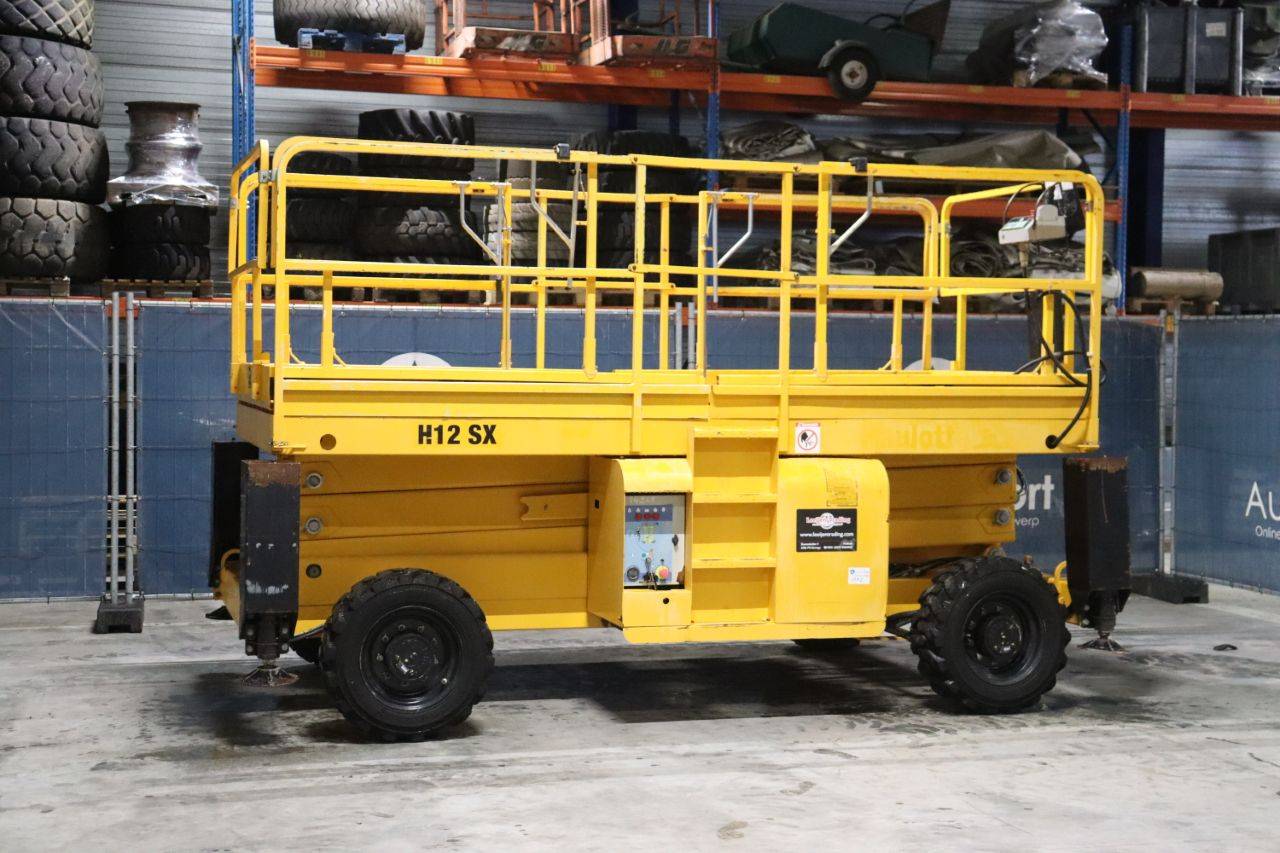 Scissor lift Haulotte H12 SX Diesel 12m 2015
