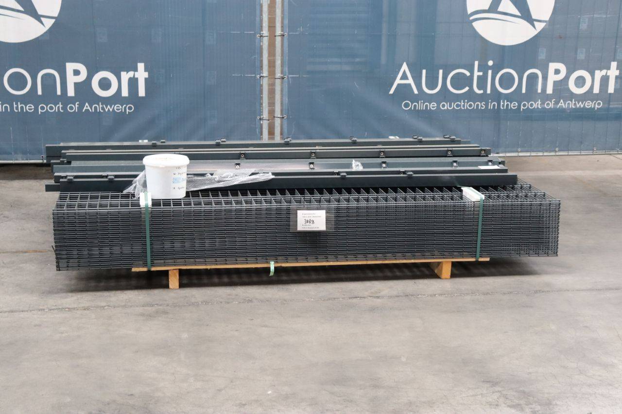 Batch of New Double Bar Mesh Fences 75m x 1.8m