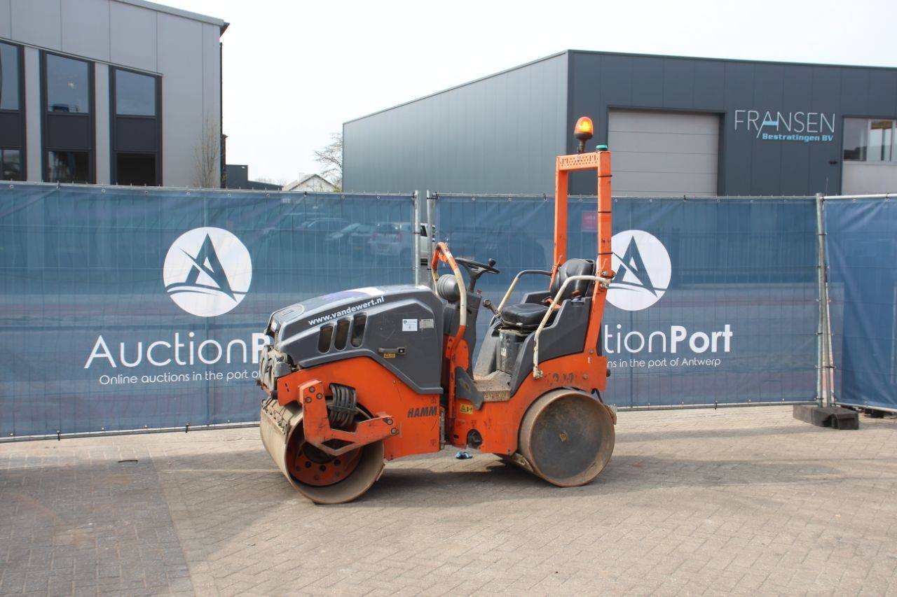 Vibrator Hamm HD10VV Diesel 15kW 2015