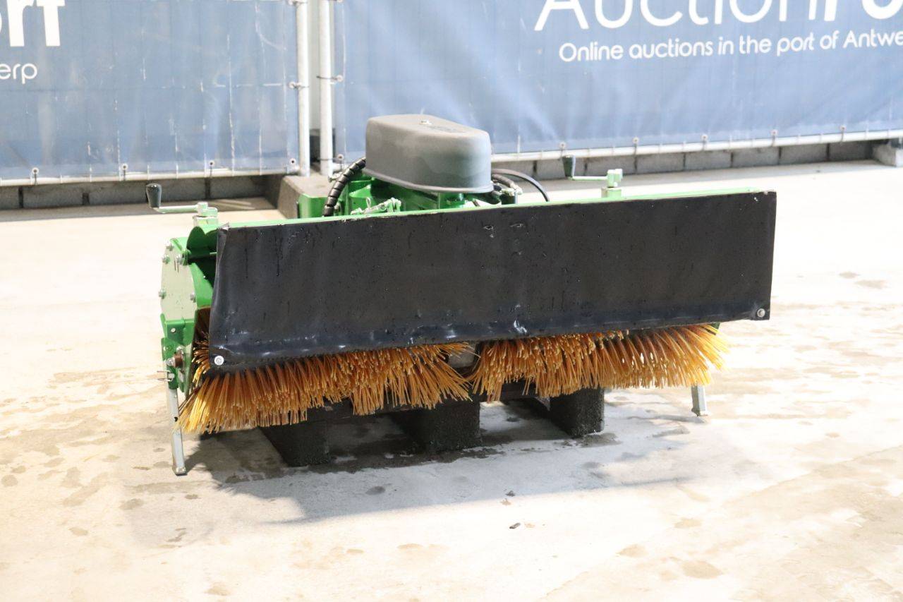 Matev sweeping brush attachment