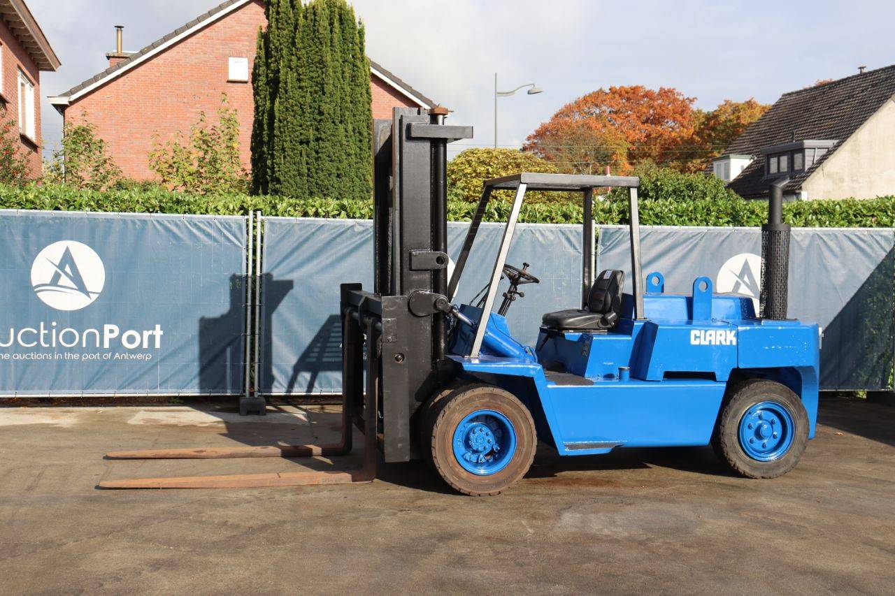Heftruck Clark C500Y155 Diesel 7000kg 3.4m 1995