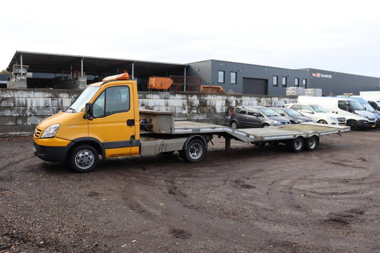 Car transporter Iveco Daily 35C15 Diesel 146 hp 2008 with semi-low loader