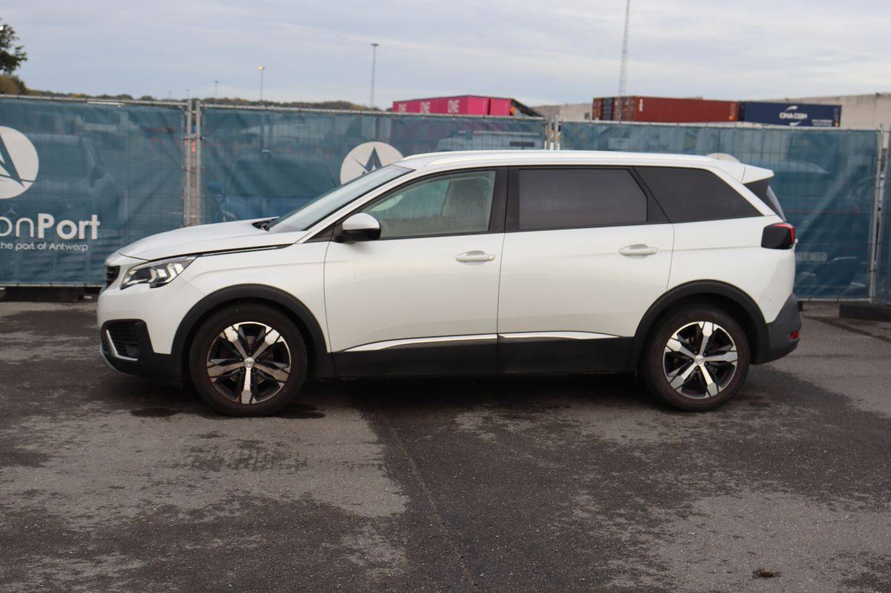 SUV Peugeot 5008 Diesel 115hp 2018 (Margin)