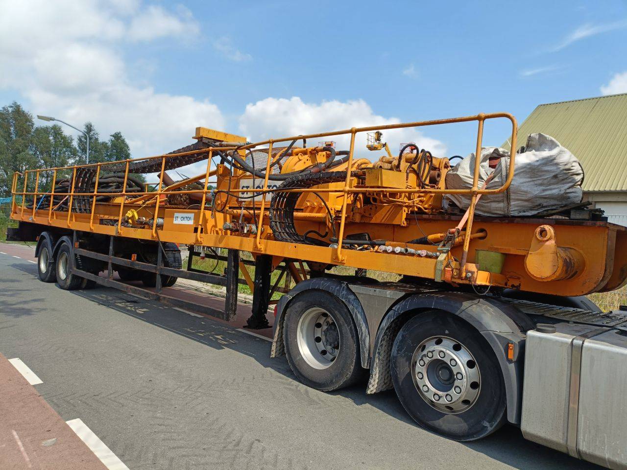 Marindco 10T Diesel soil drilling rig 1995 on trailer