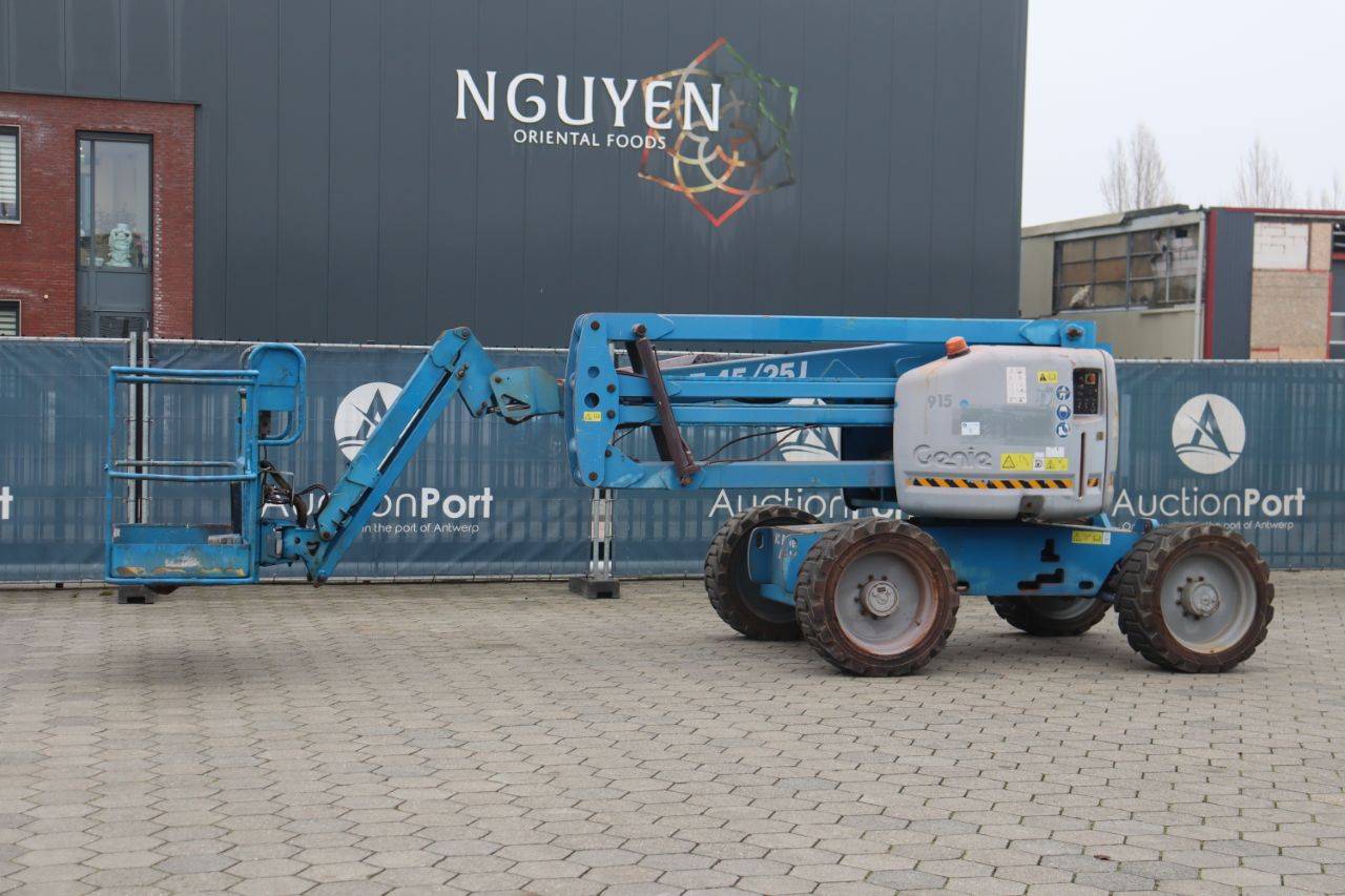 Articulating boom lift Genie Z-45/25J Diesel 16.07m 2012