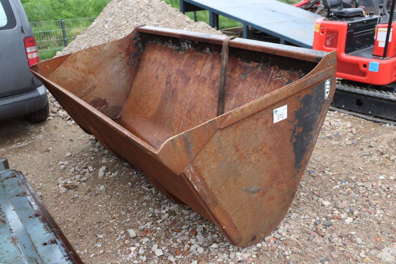 Emily 2020 Soil Bucket