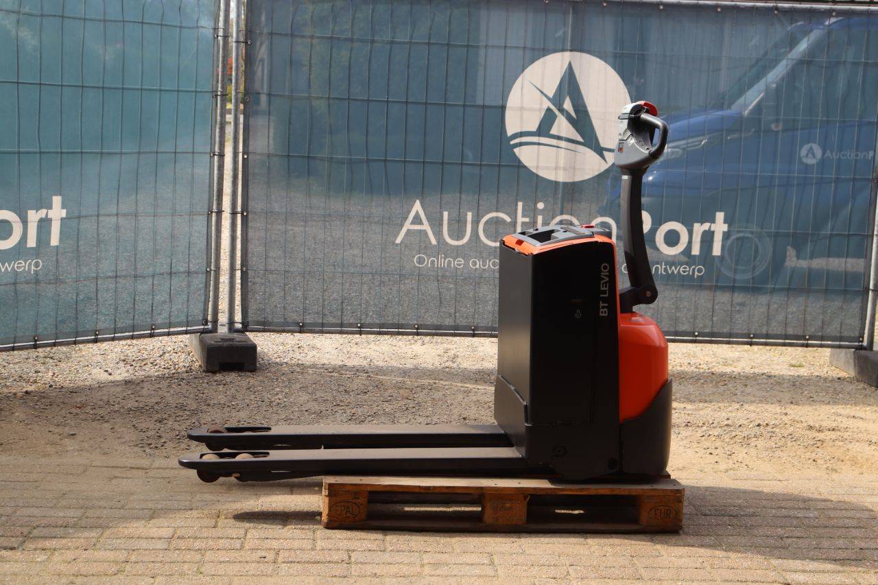 Pallet truck BT LWE160 Electric 1600kg 2014