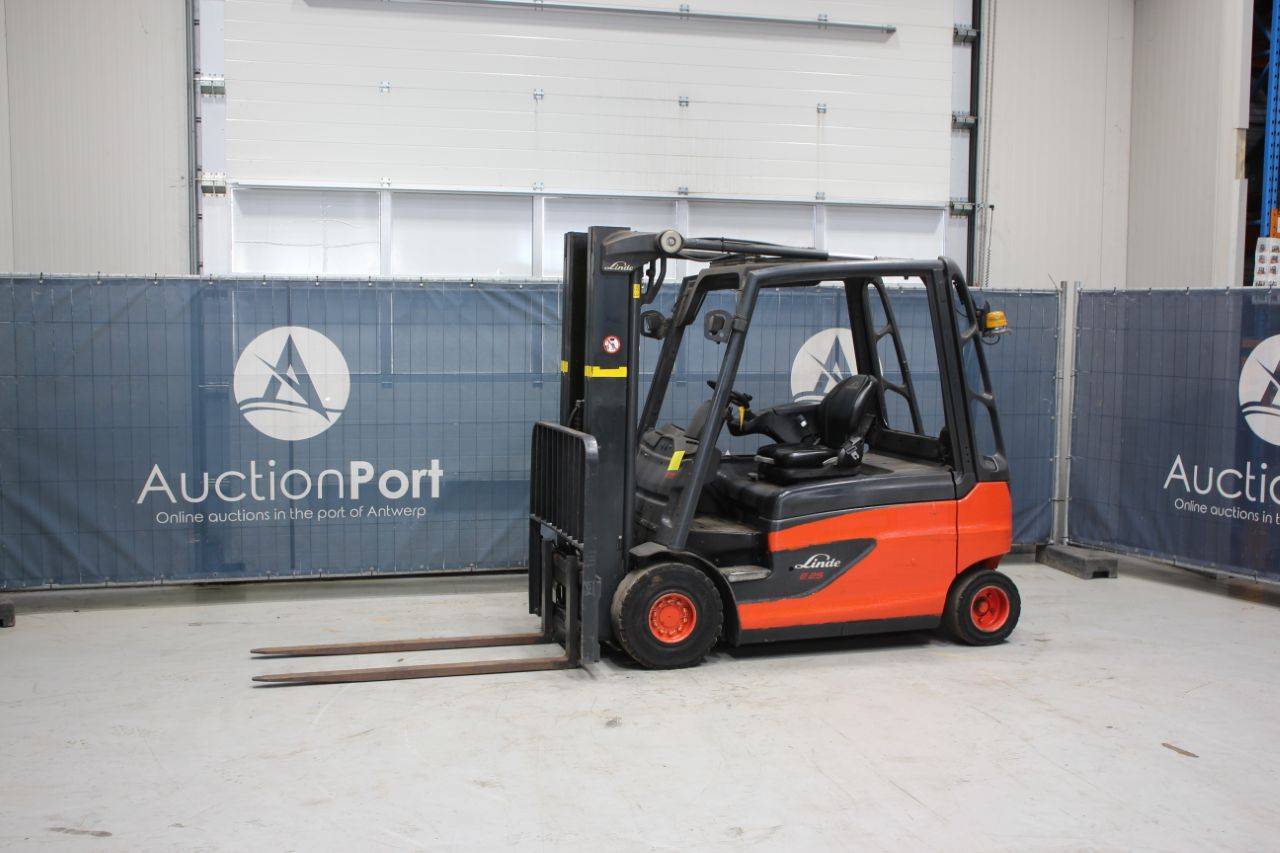 Forklift Linde E25L-01 Electric 2500kg 2014