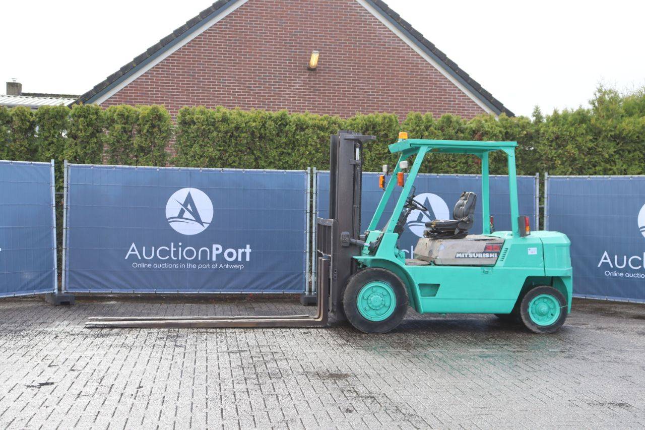 Forklift Mitsubishi FD35 Diesel 3500kg 3.3m