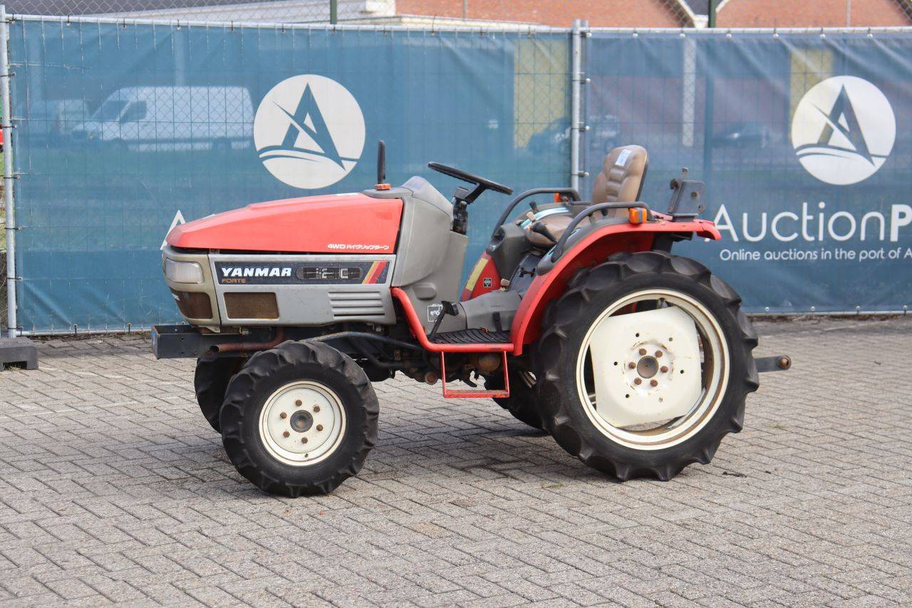 Kleintraktor Yanmar F220D Diesel
