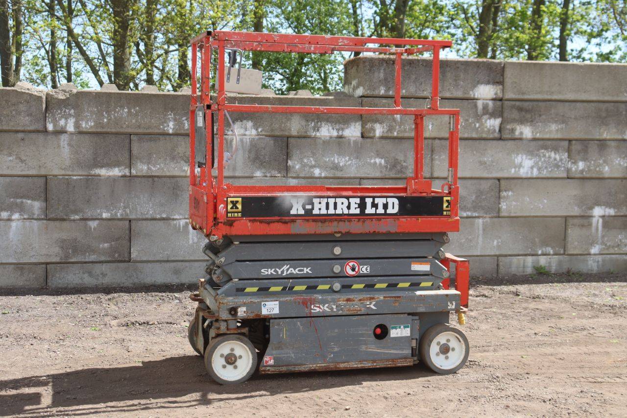 Skyjack SJIII-3219 Electric Scissor Lift 7.8m 2015