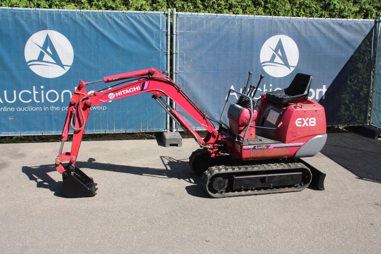 Miniescavatore diesel Hitachi EX8