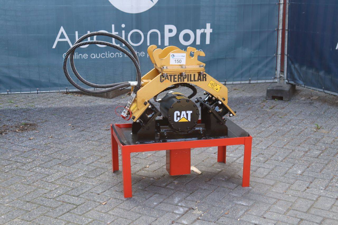 Vibrating block / Vibrating plate equipped with pole hammer CW05 800 x 550 mm