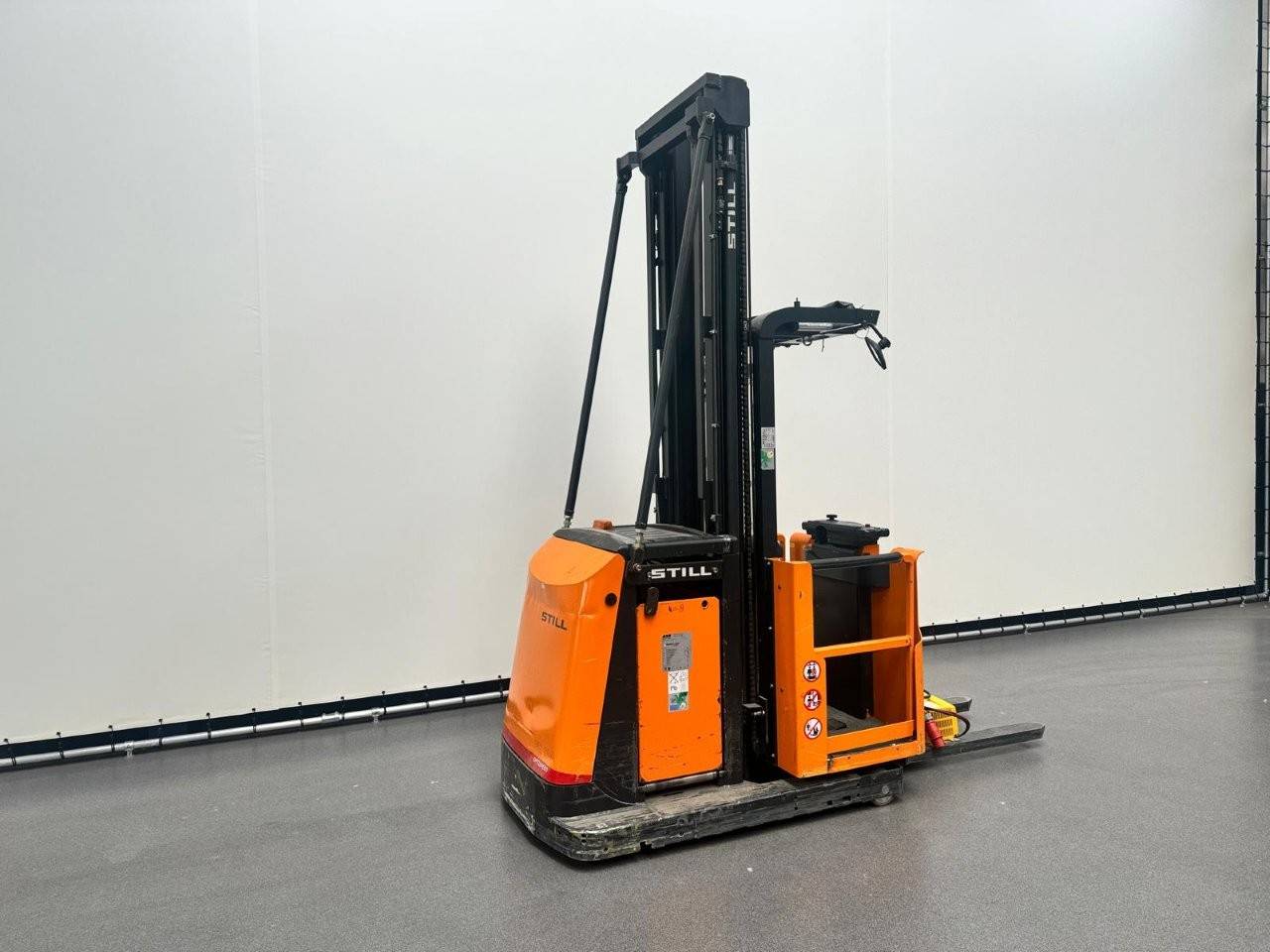 Electric Order Picker Still EK11I Electric 1100kg 5.35m 2011
