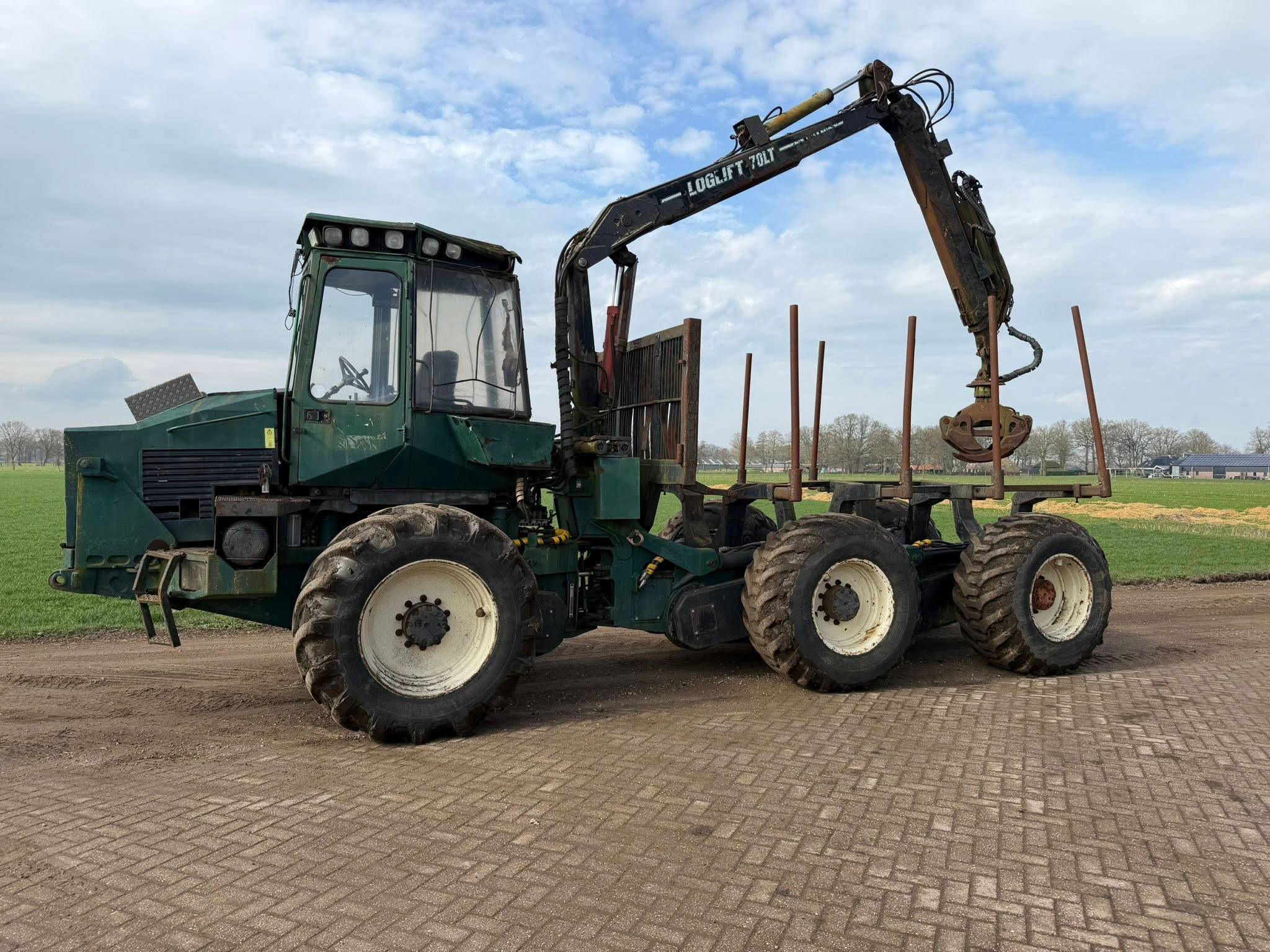 Forest hauler Loglift 70LT Diesel