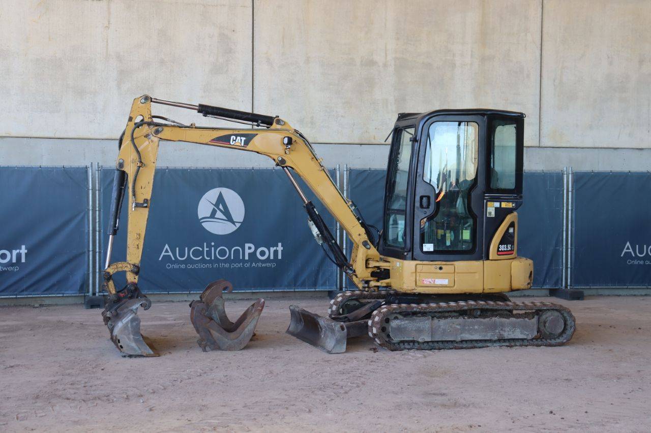 Crawler excavator Caterpillar 303.5C Diesel 2012