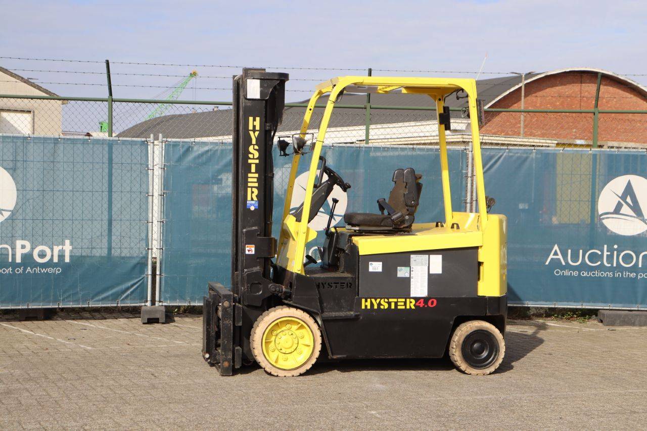 Hyster E4.00XL Electric Forklift 3680kg 3.7m 2011