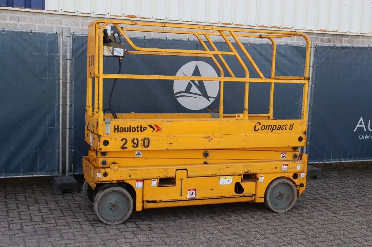 Scissor lift Haulotte Compact 8 Electric 8m 2012