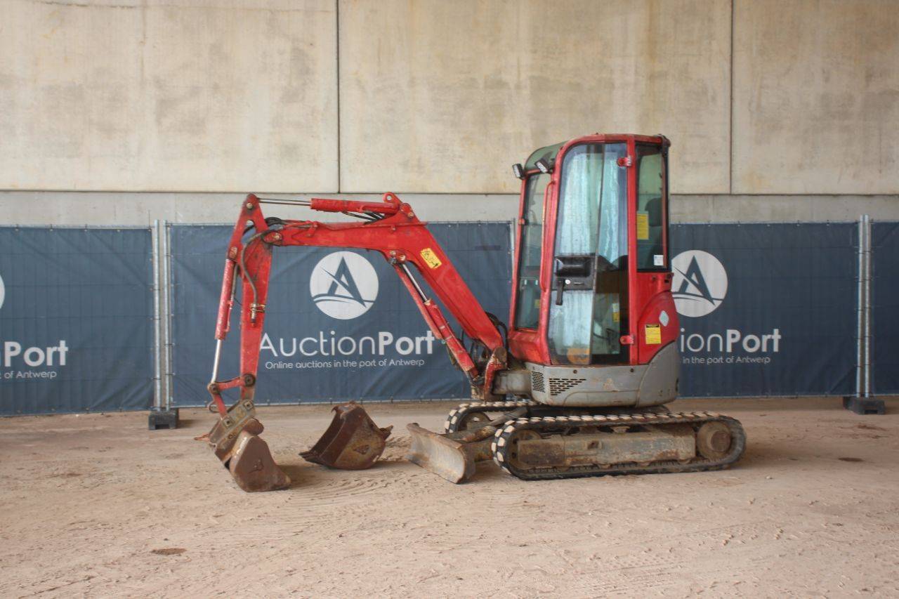 Mini excavator Yanmar VIO 20-3 Diesel 2007