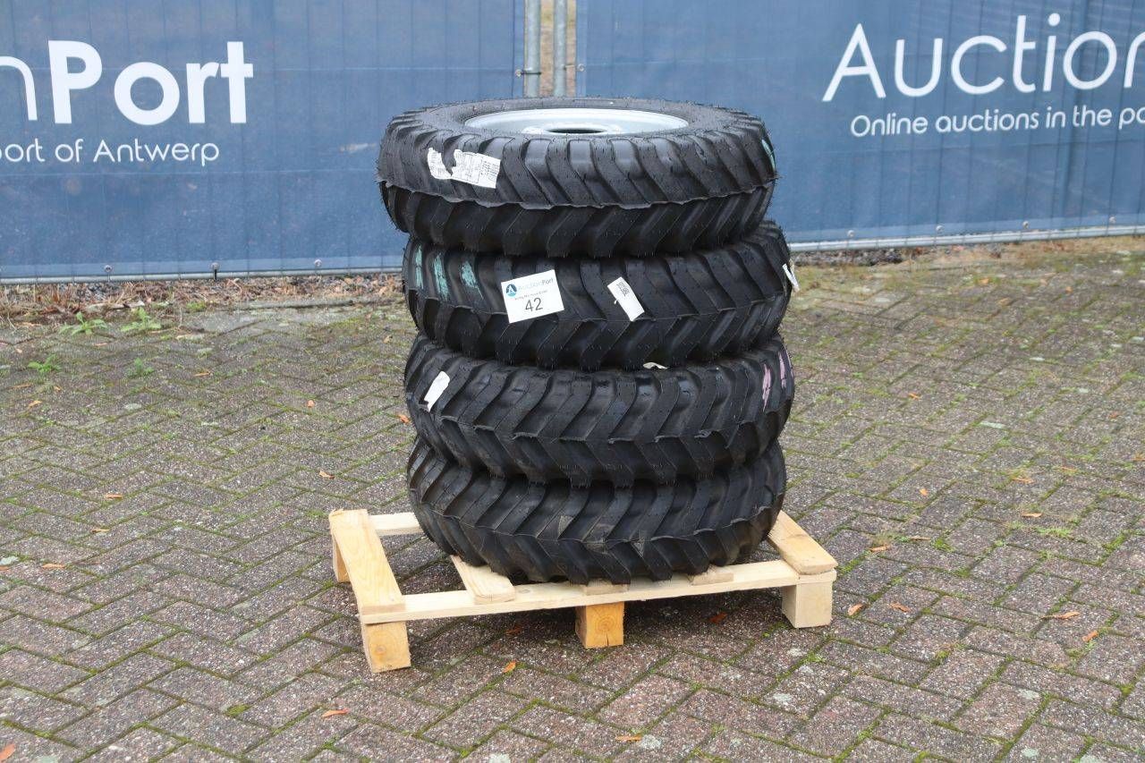 Landbouwbanden Met Velgen 4 Stuks