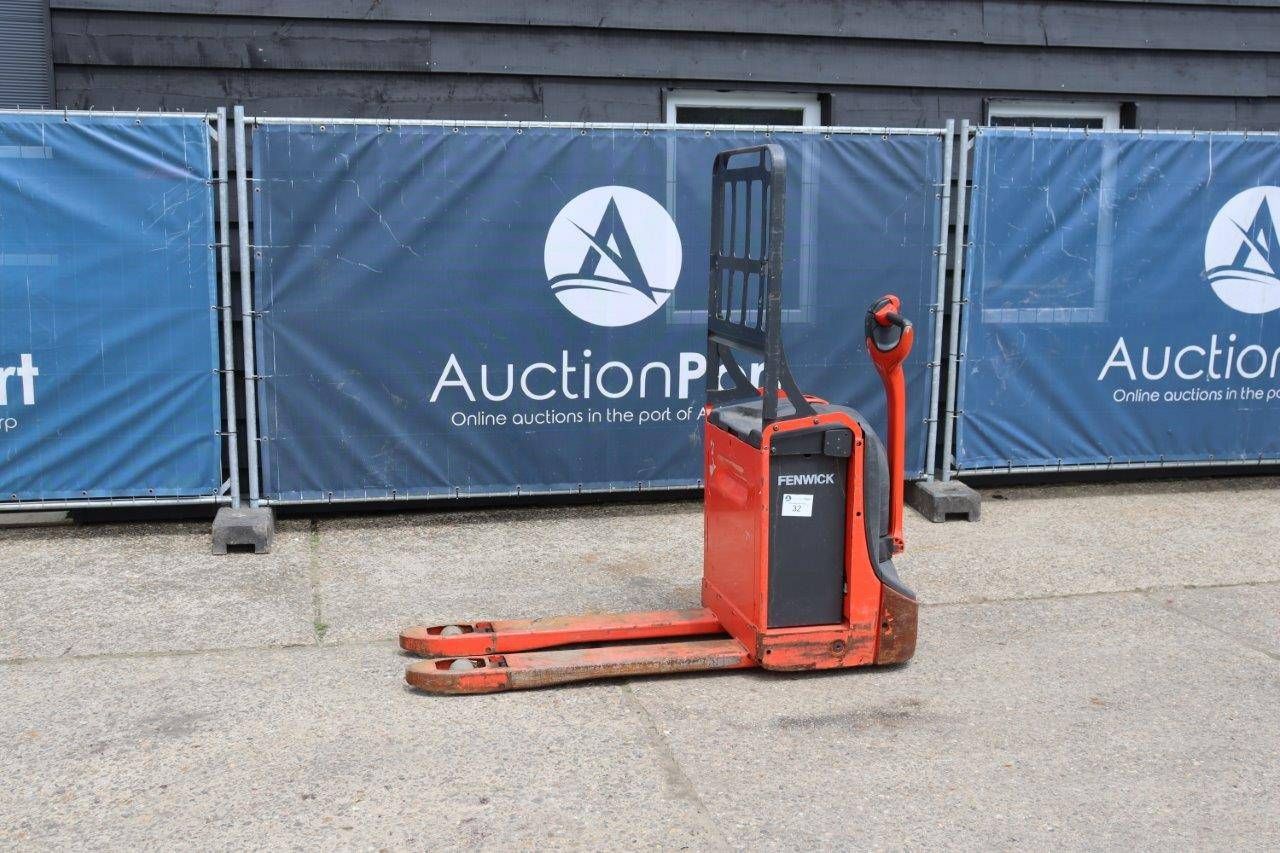 Pallet truck Fenwick Electric 