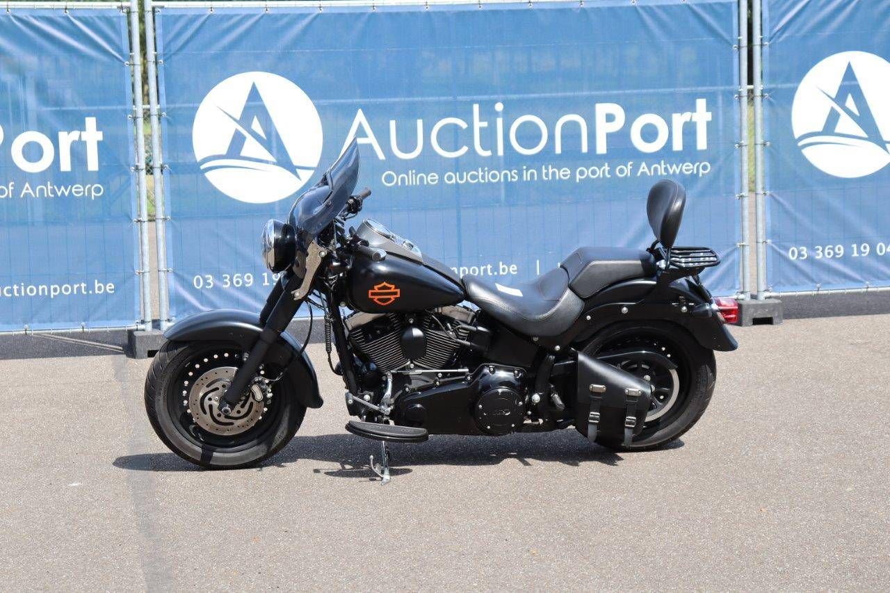 Motorcycle Harley Davidson Fat Boy Softail Petrol 2013
