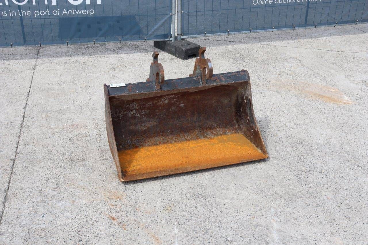Excavator bucket CW10