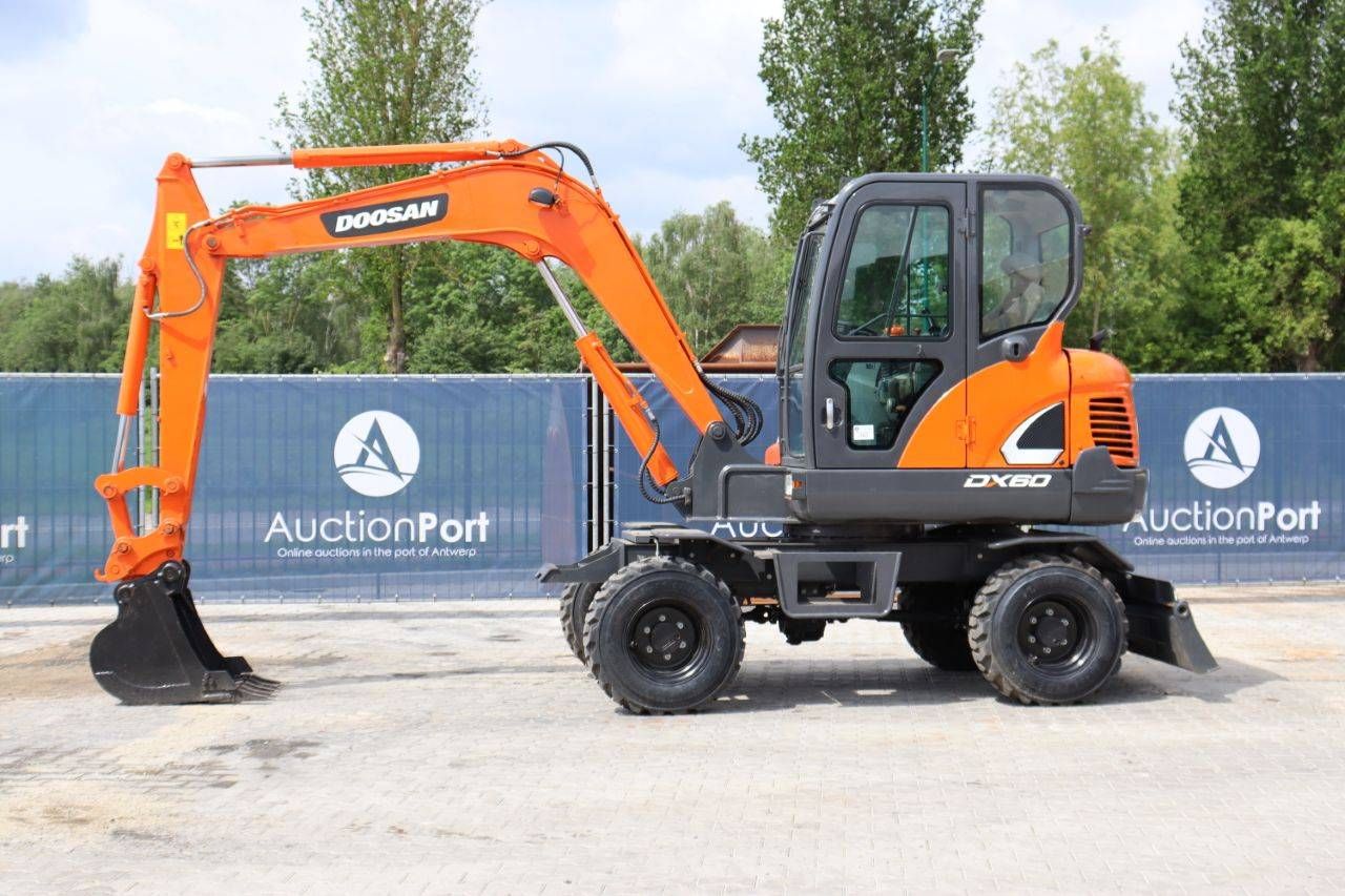 Doosan DX60WN Diesel Wheeled Excavator 39kW 2020