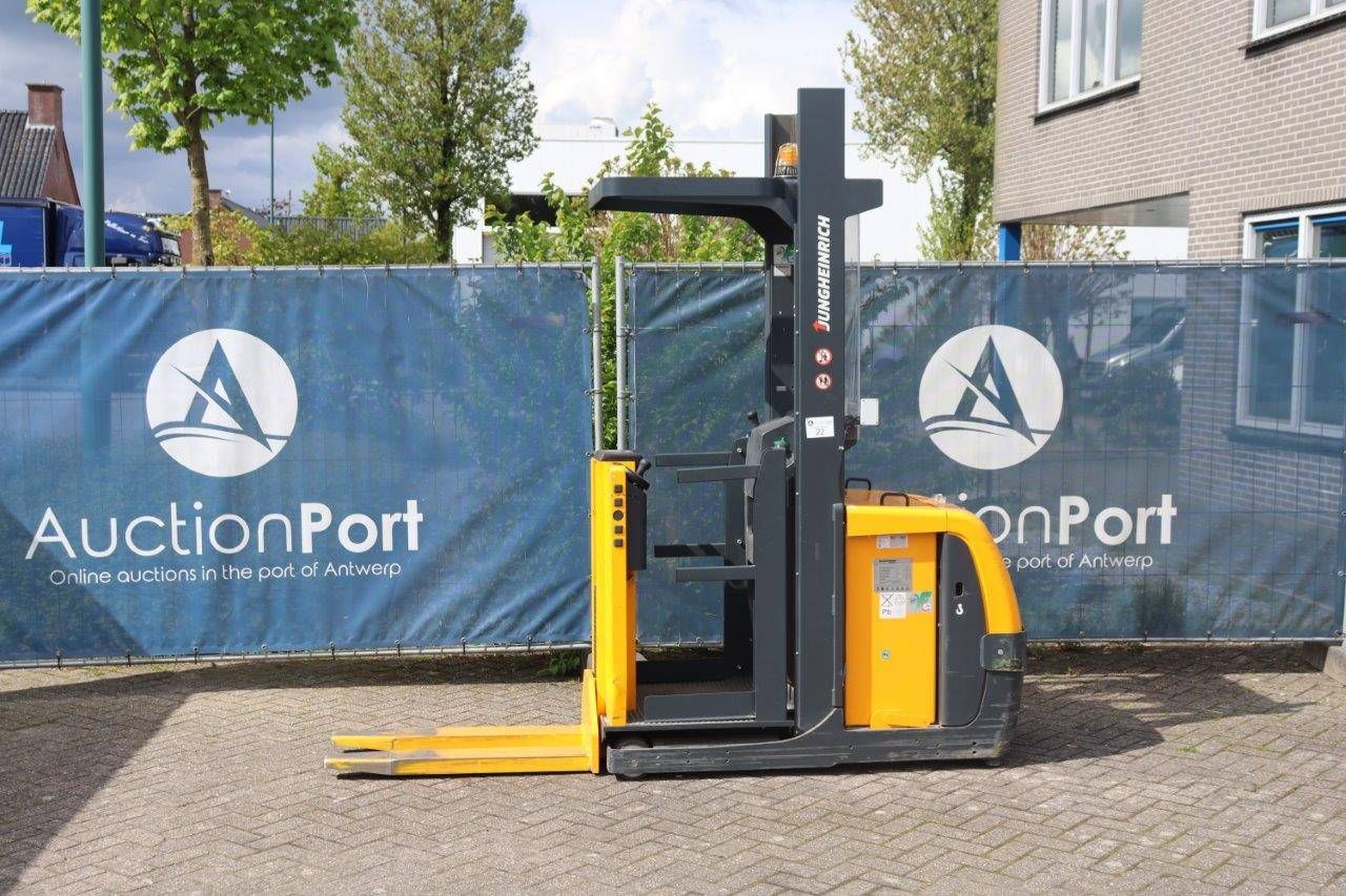 Stacker Jungheinrich EKS110 Electric 1000kg 2015