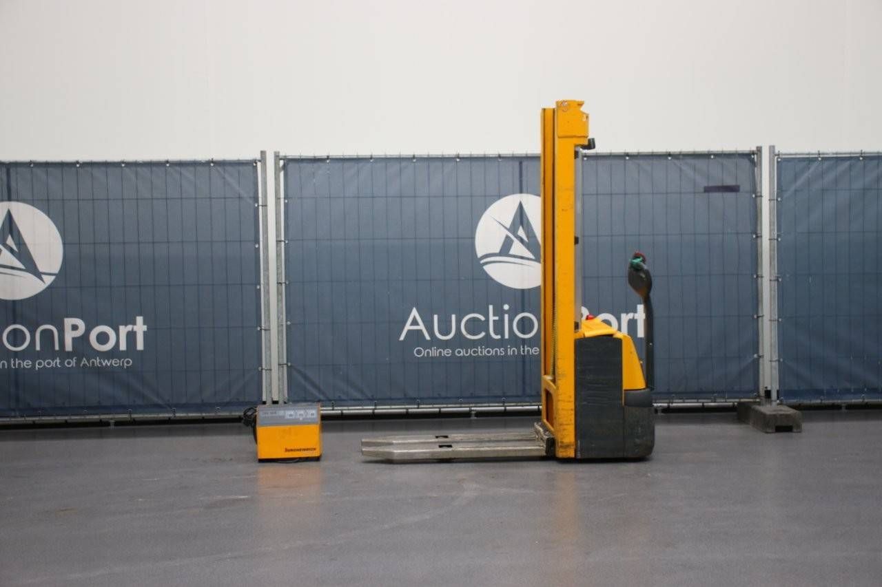 Stacker Jungheinrich EJC 110 Electric 1000kg 3m 2007