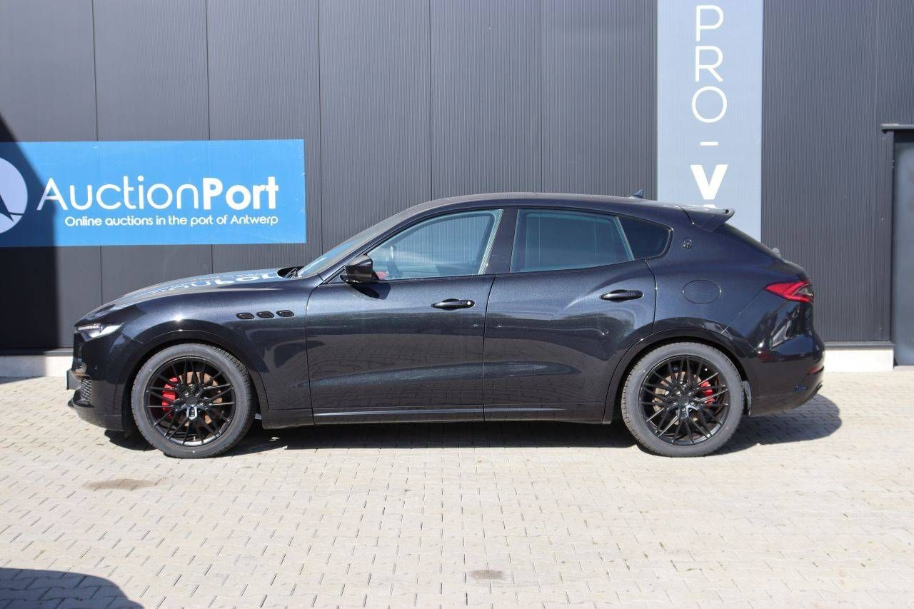 SUV Maserati Levante SUV Benzina
