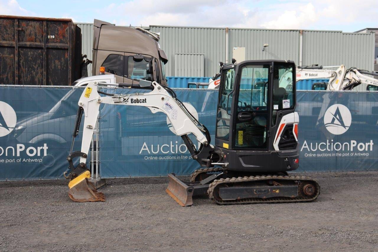 Mini digger Bobcat E26 Diesel 2019