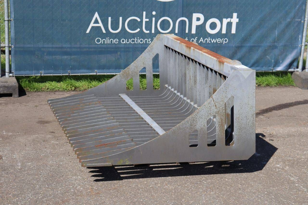 Rubble bin 200cm with Euro connection New