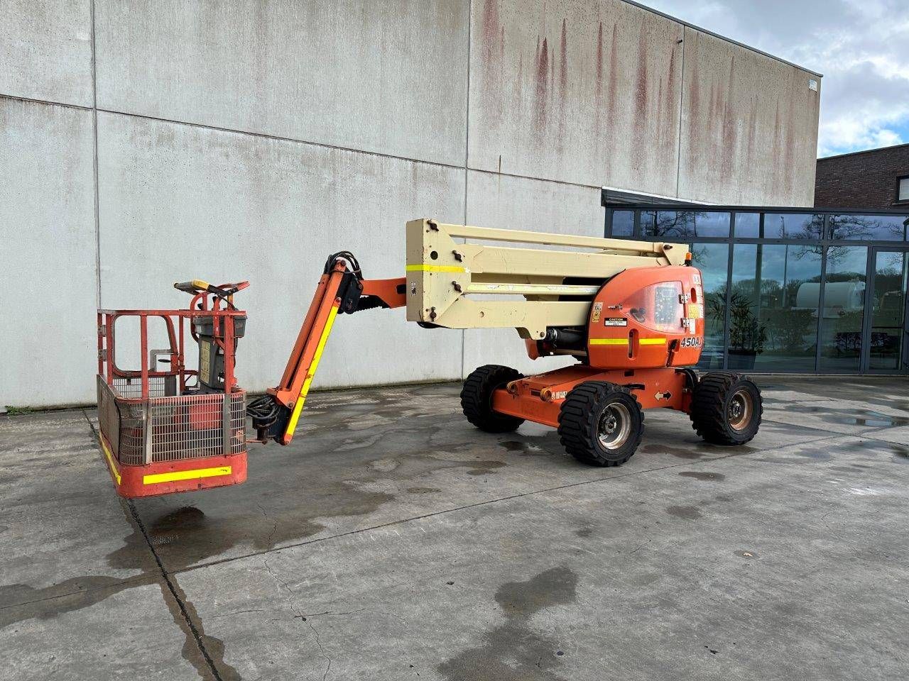 Articulating boom lift JLG 450AJ Diesel 15.75m
