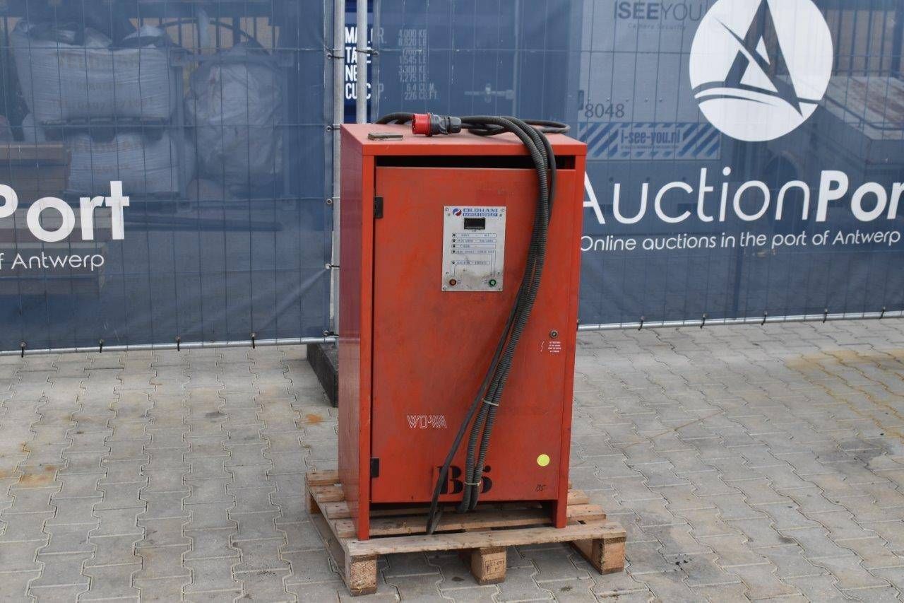 Battery charger Oldham 80V
