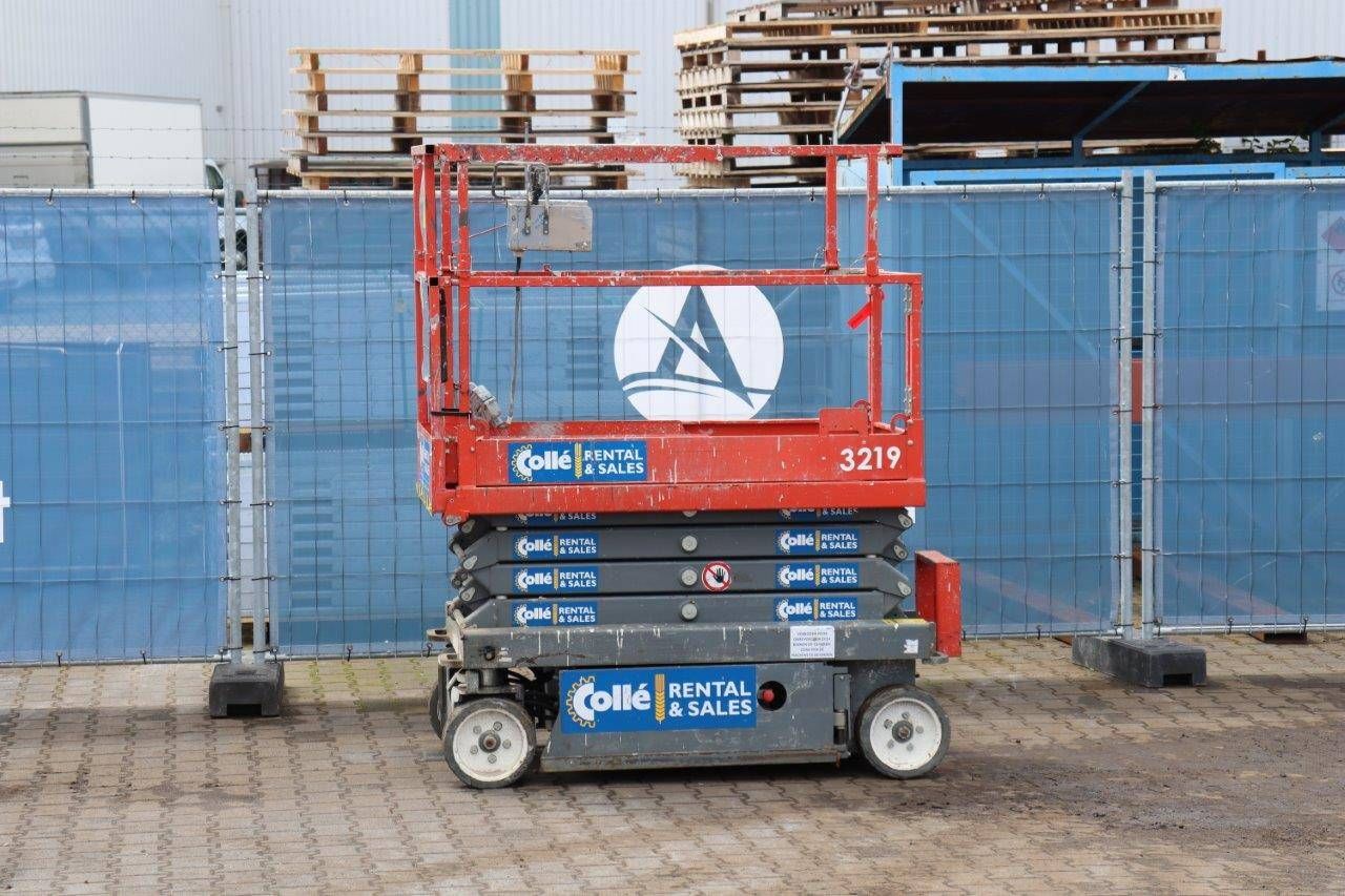 Scissor lift SkyJack SJIII3219 Electric 227kg 7.62m 2016