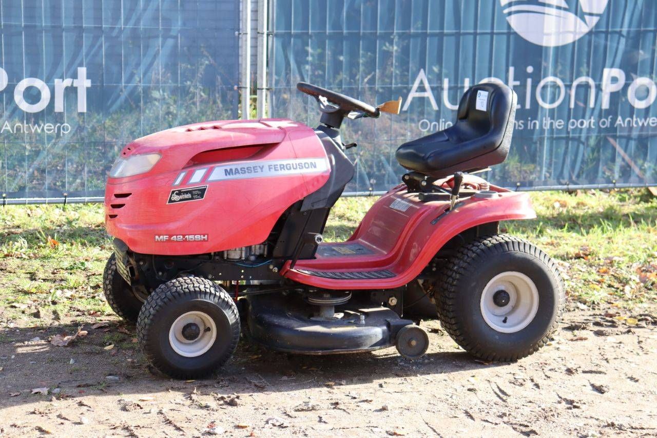 Massey Ferguson MF42-15SH Petrol Riding Mower 9.3kW 2013 (Margin)