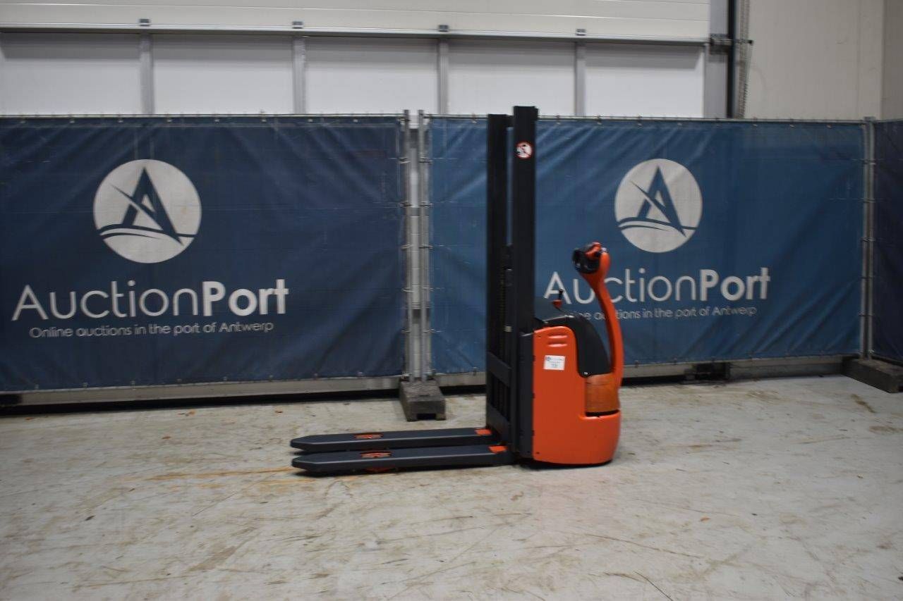 Stacker Linde L10 Electric 1000kg