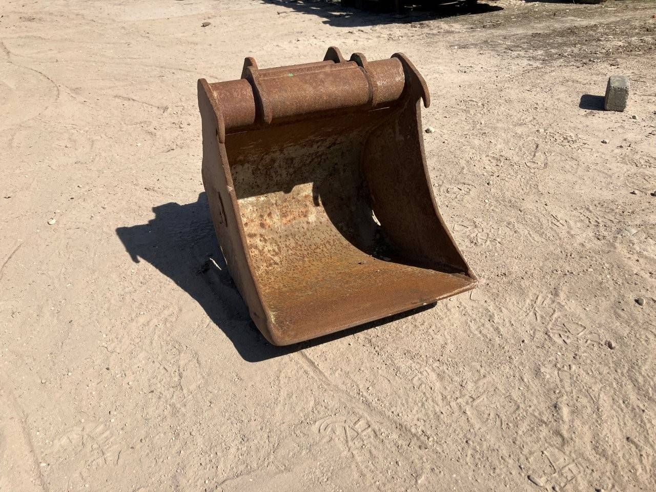 Excavator bucket