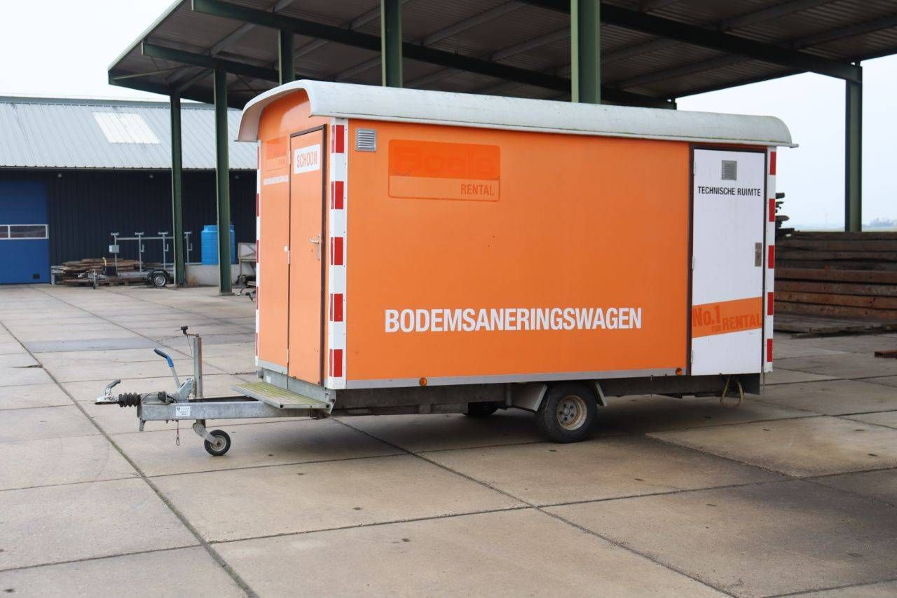 Sanitairwagen Atec 2015