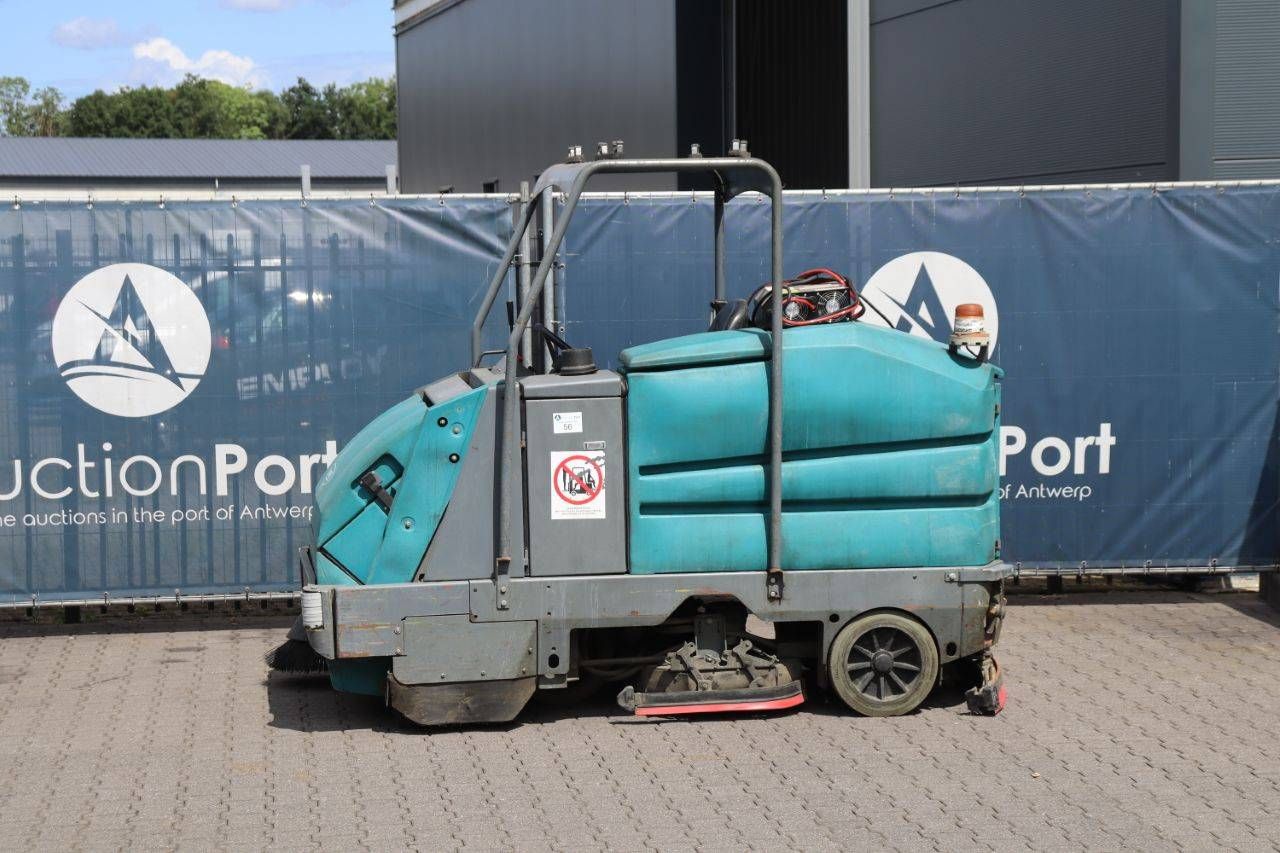 Scrubber Tennant 8300 Electric 2014