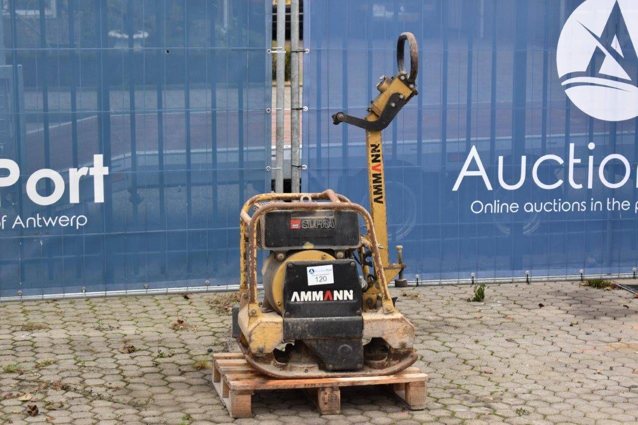 Vibratory plate Ammann Diesel 