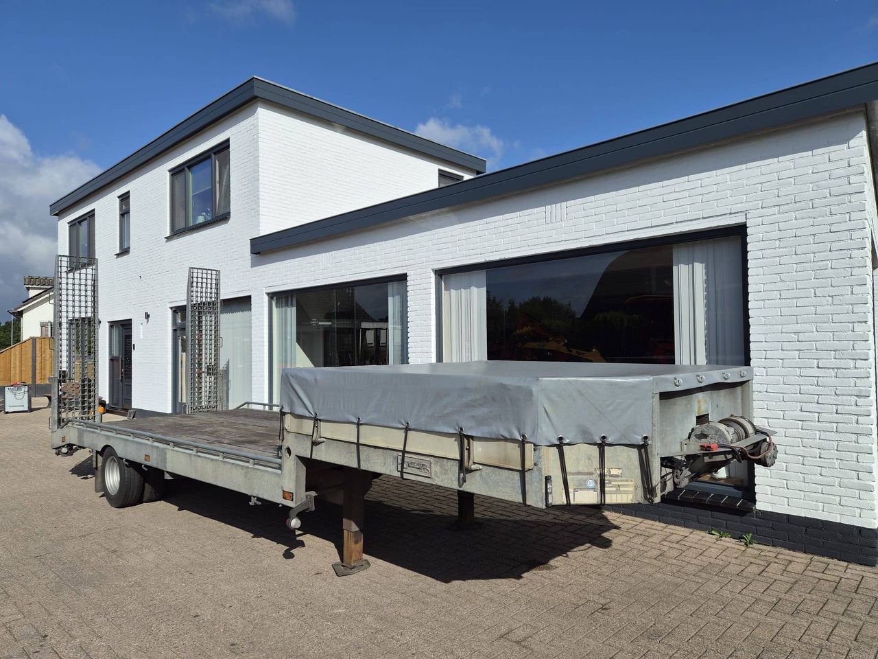 Halbtieflader Veldhuizen P31-4D 5750kg 2000