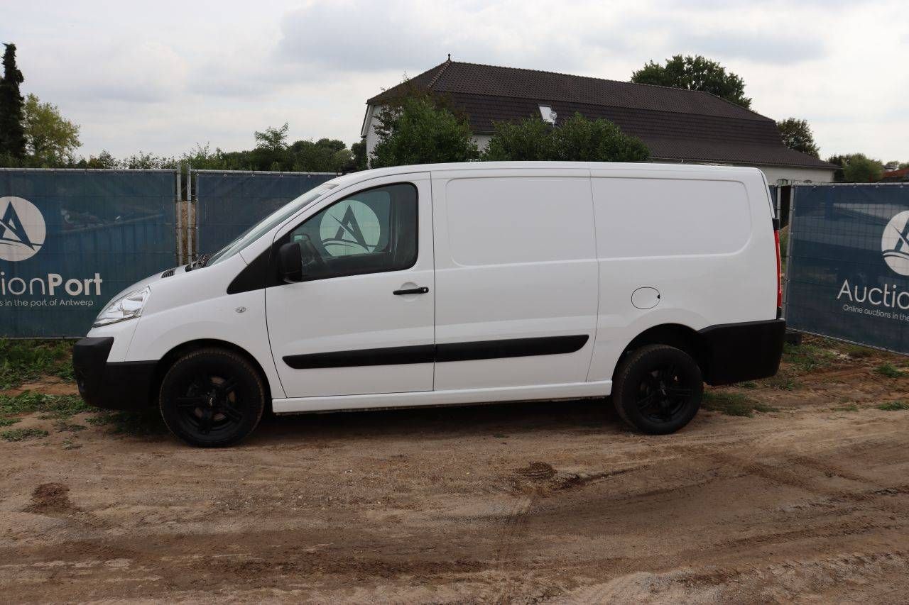 Toyota Proace Diesel 128hp Van 2016