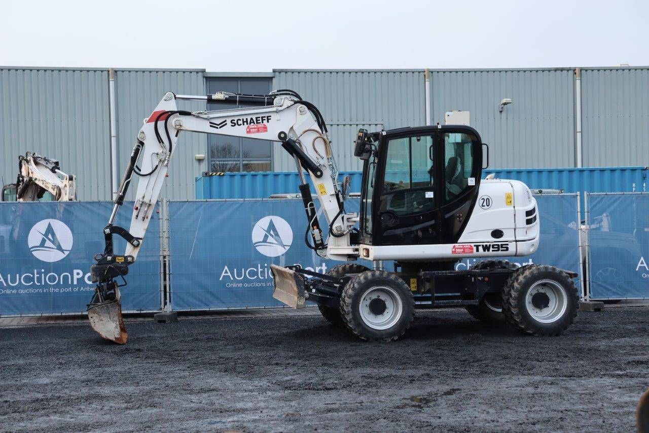 Tire crane Schaeff TW95 Diesel 101hp 2019